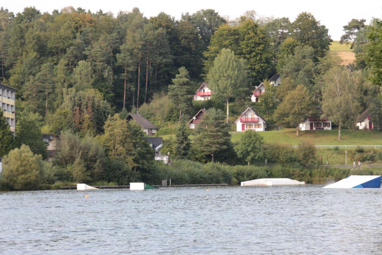 Ferienhaus "Gestiefelter Kater" Am See Im Bergland 基希海姆 外观 照片